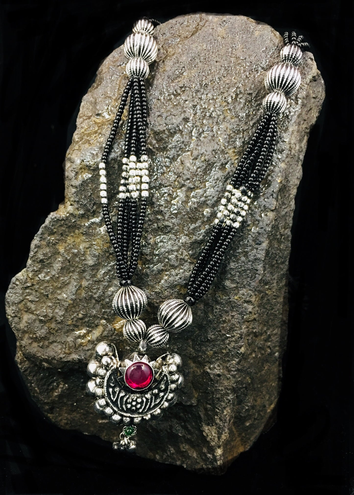 SIMPLE MOON DESIGN MANGALSUTRA
