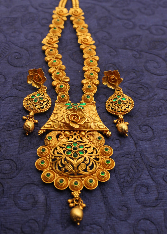 ETHEREAL PESHWAI NECKLACE
