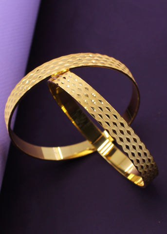 CLASSY GOLD PLATED BANGLES
