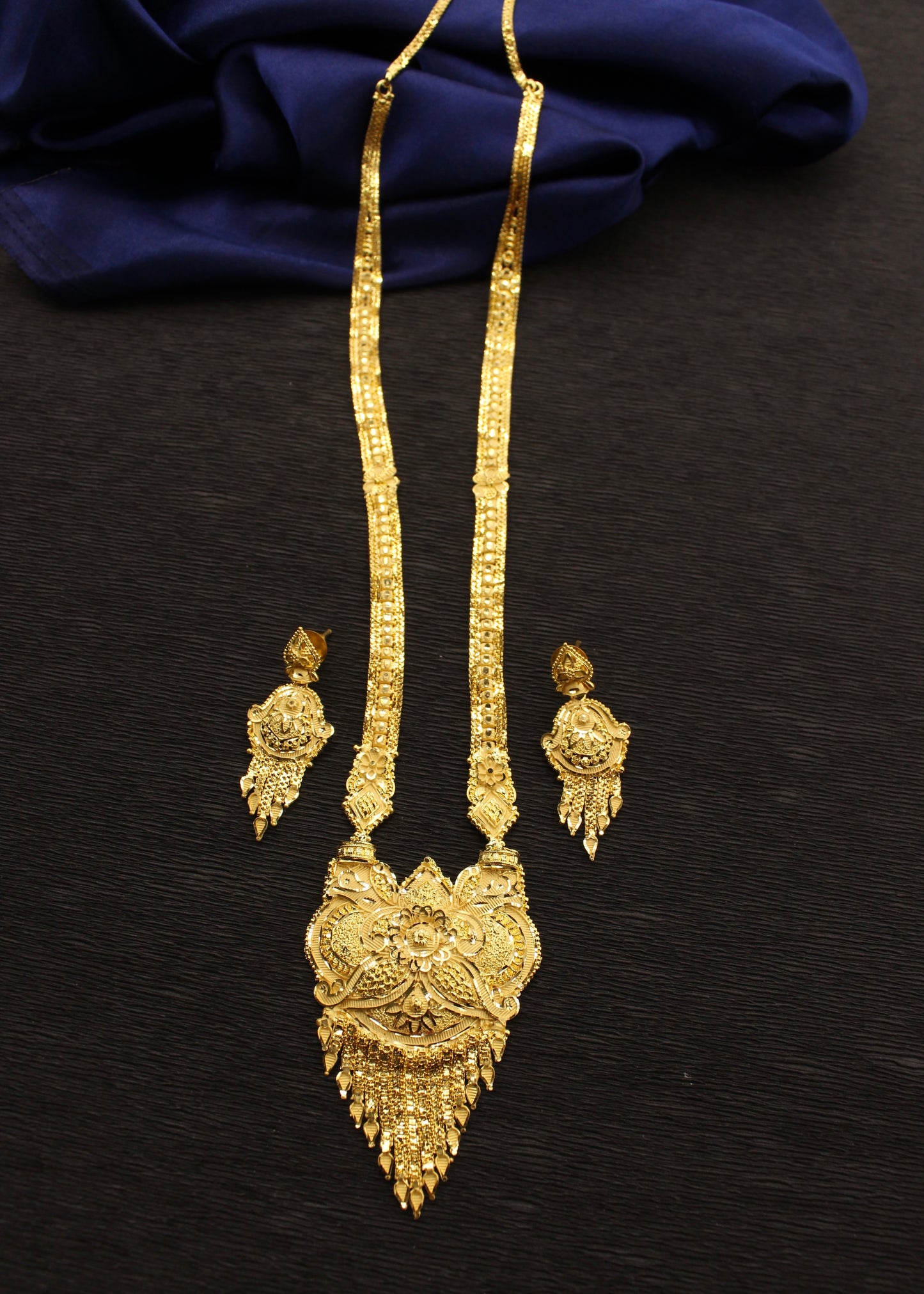 FLORET DESIGNER NECKLACE SET