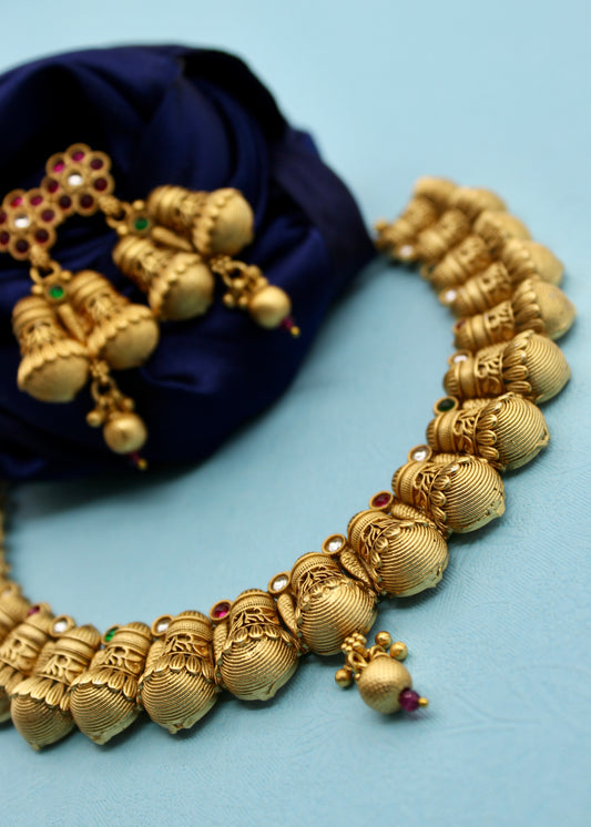 SPLENDID RAJWADI NECKLACE