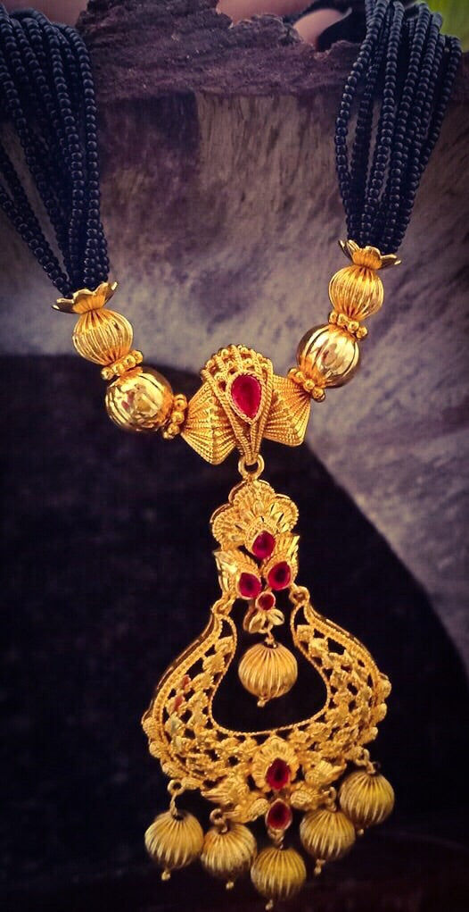 DESIGNER PENDANT MANGALSUTRA