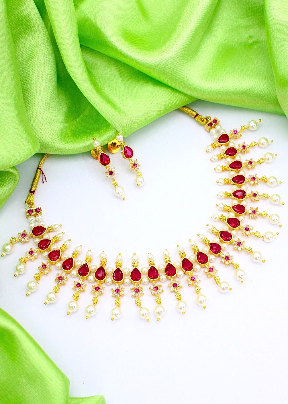DROPLET DESIGNER MOTI NECKLACE