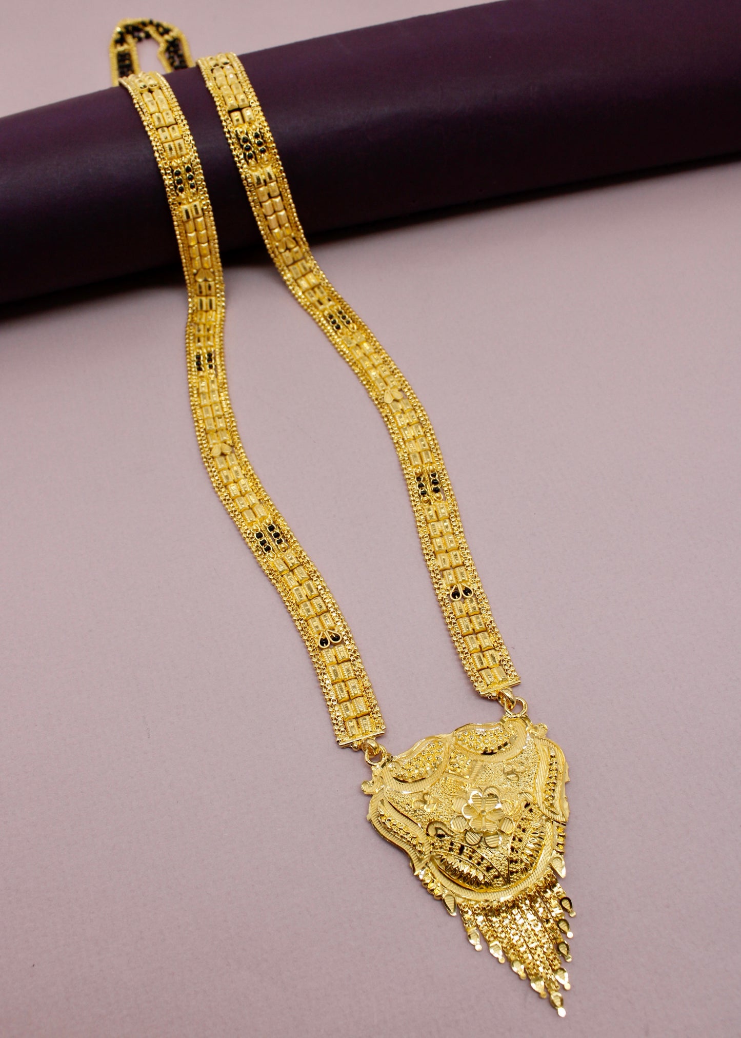ENTICING GOLDEN PATTI MANGALSUTRA