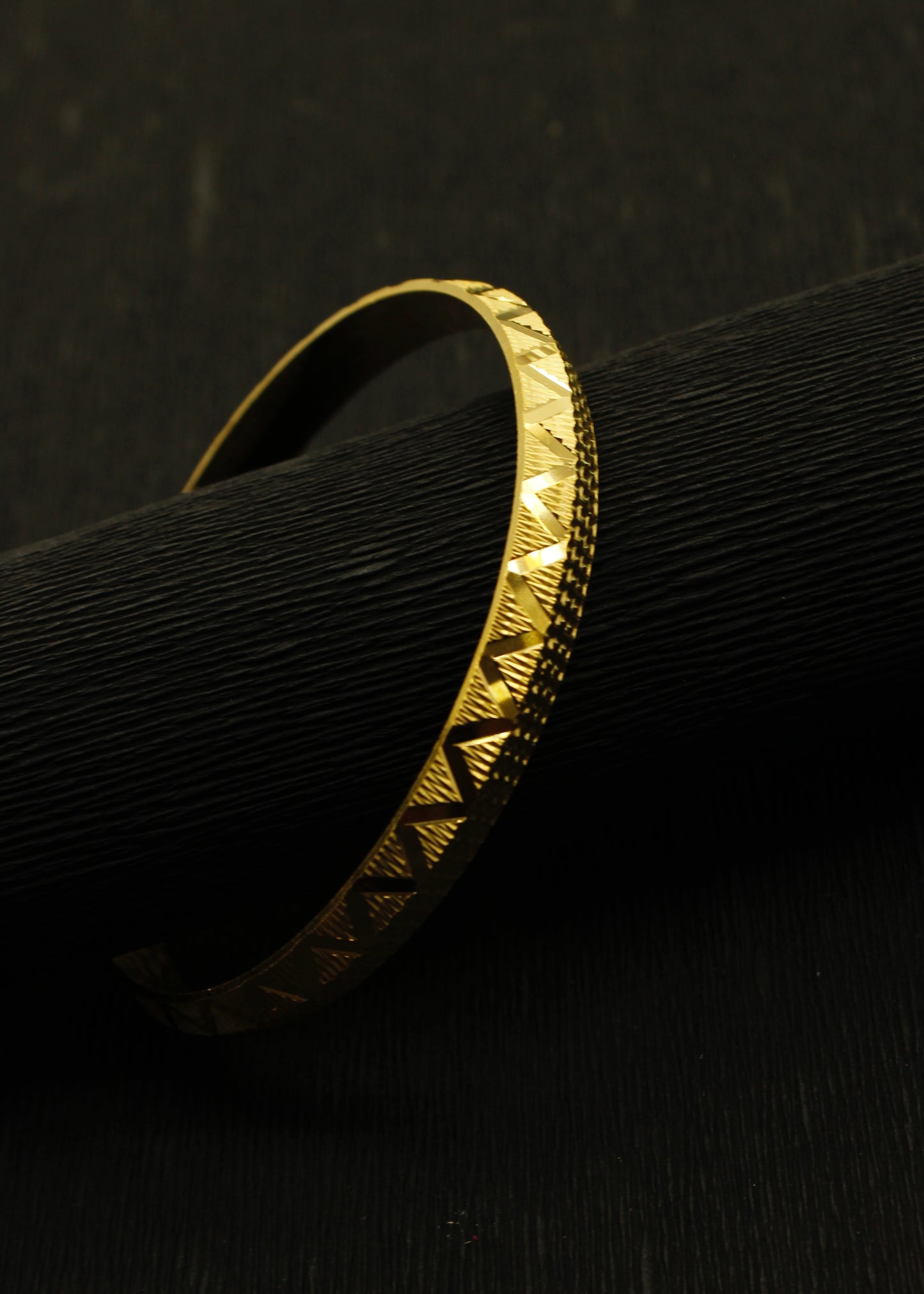 STYLISH GOLDEN MEN'S KADA