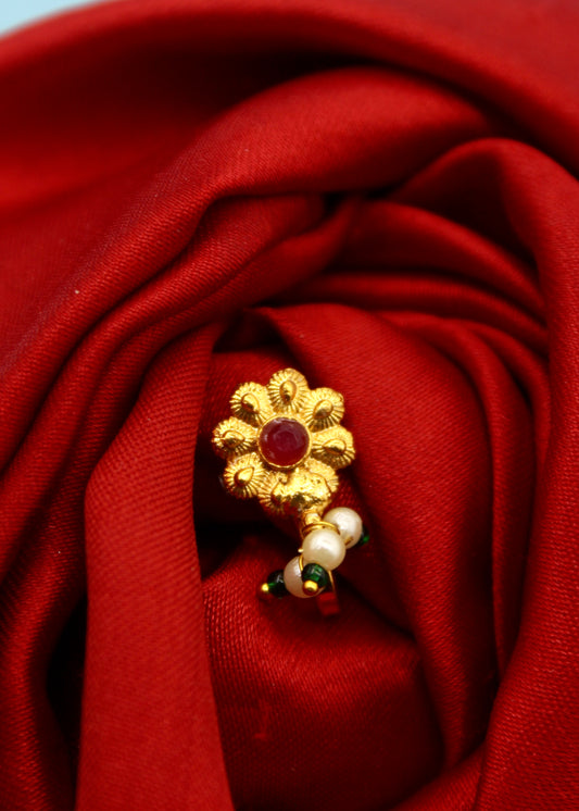 GRACY FLORET NOSE PIN