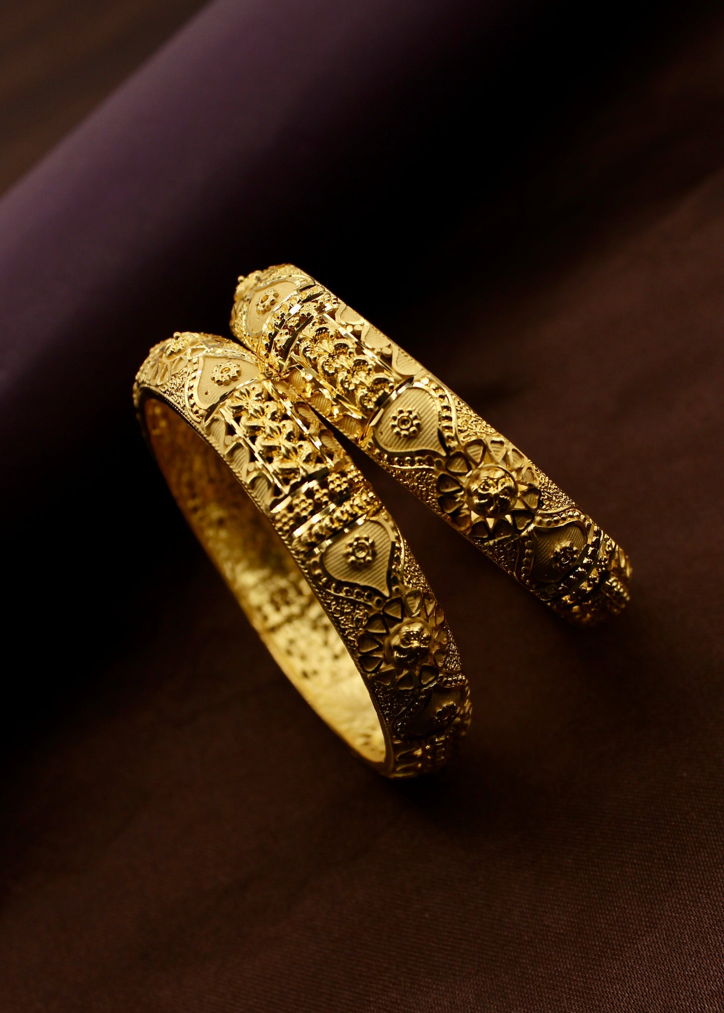 ENTHRALL GOLD PLATED BANGLES