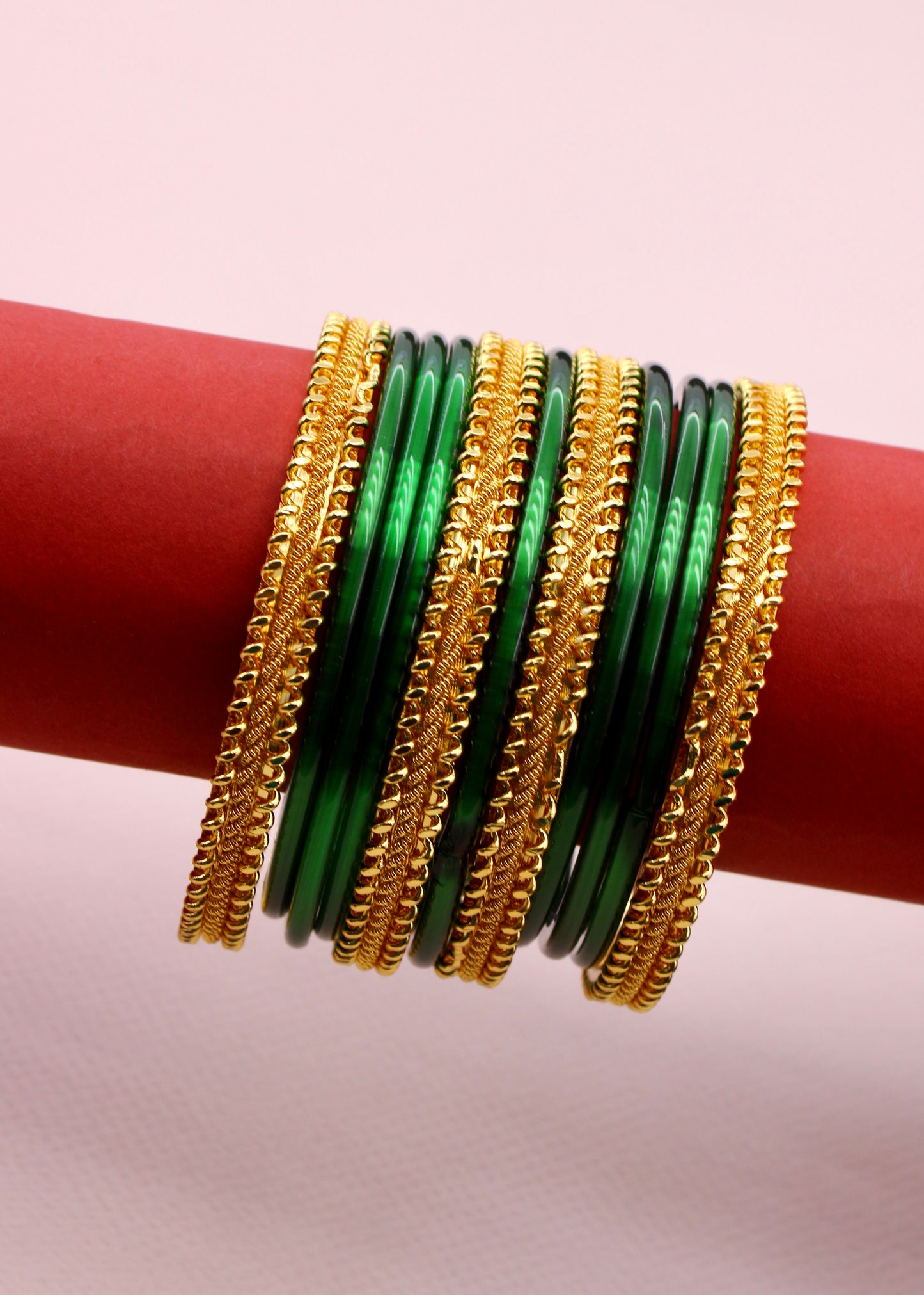 TEXTURED TRADITIONAL BANGLES