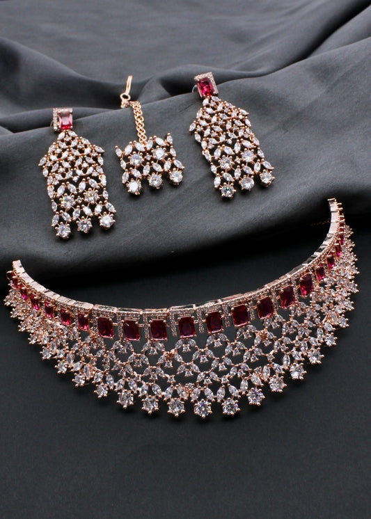 BEWITCHING DIA NECKLACE