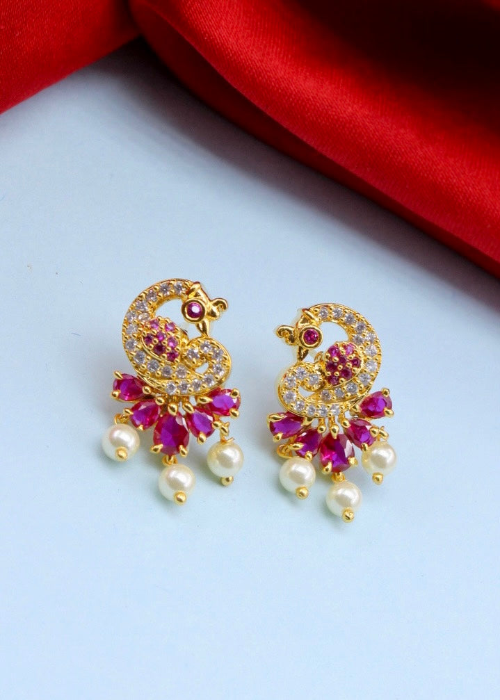 ATTRACTIVE PEACOCK STUDS