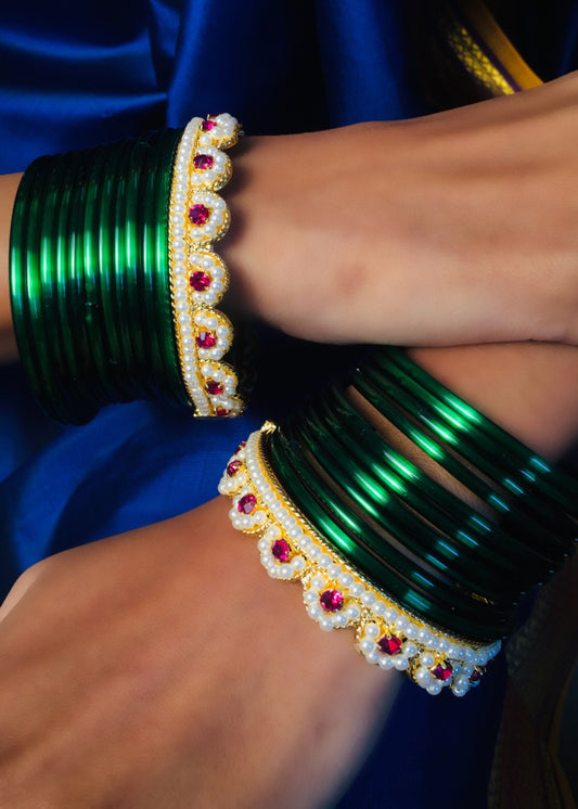 HALF CIRCLE PEARL DESIGN BANGLES