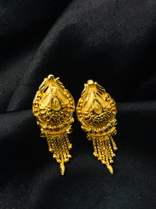 LEAF DESIGNER EARRINGS