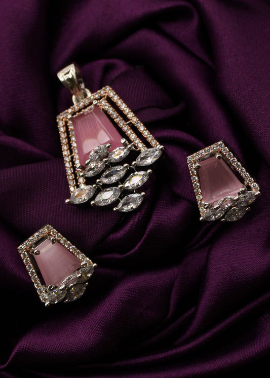 GLORIOUS DIA PENDANT SET