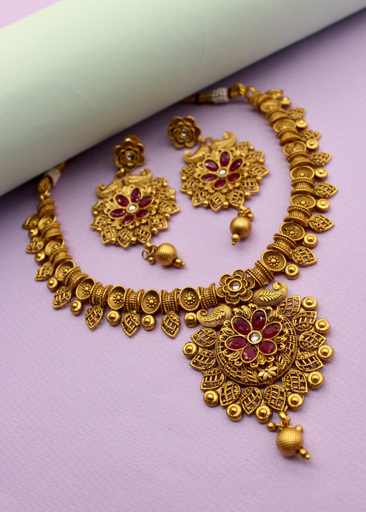 BLOSSOM AHILYA NECKLACE