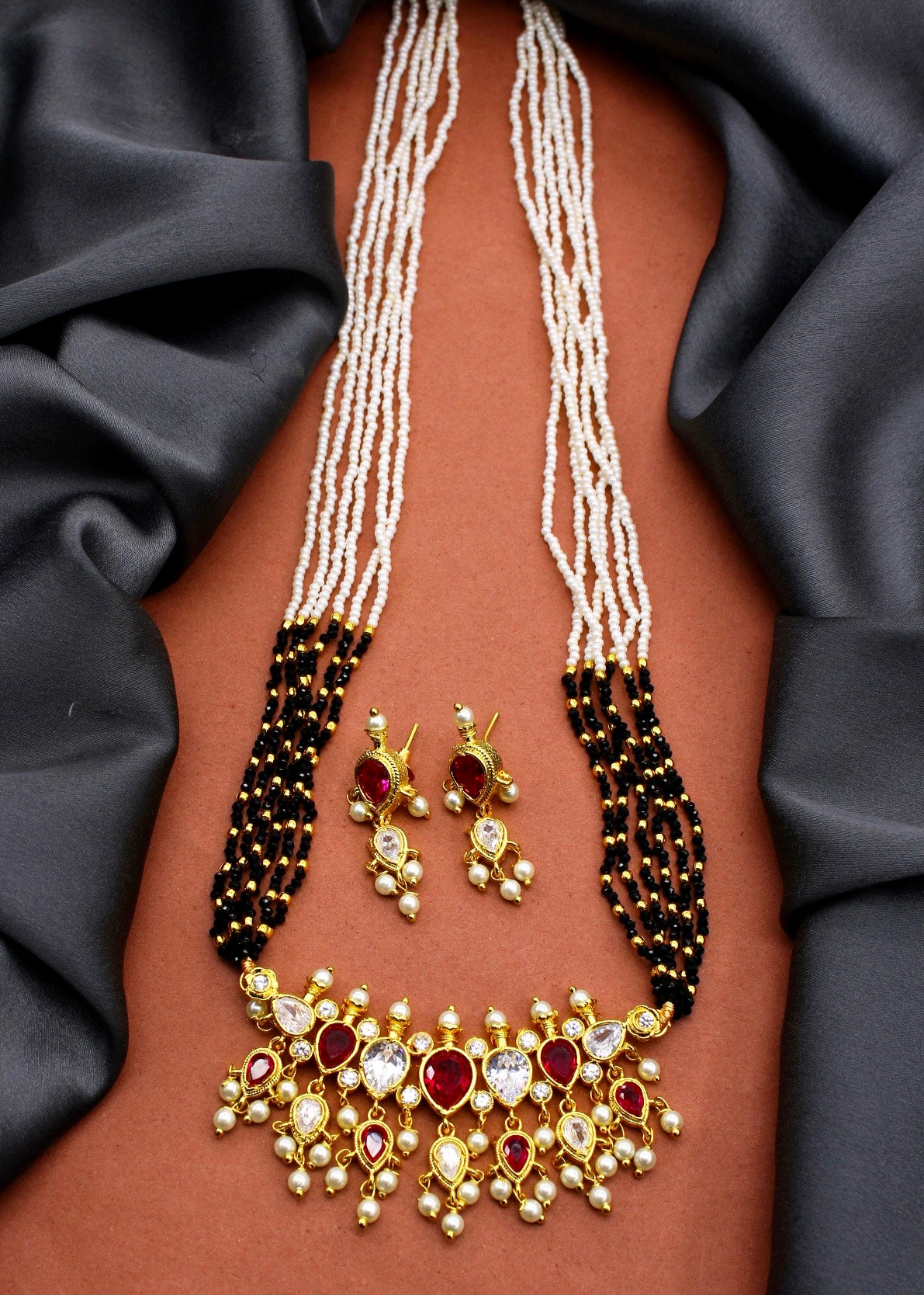 MULTI COLOUR TANMANI NECKLACE