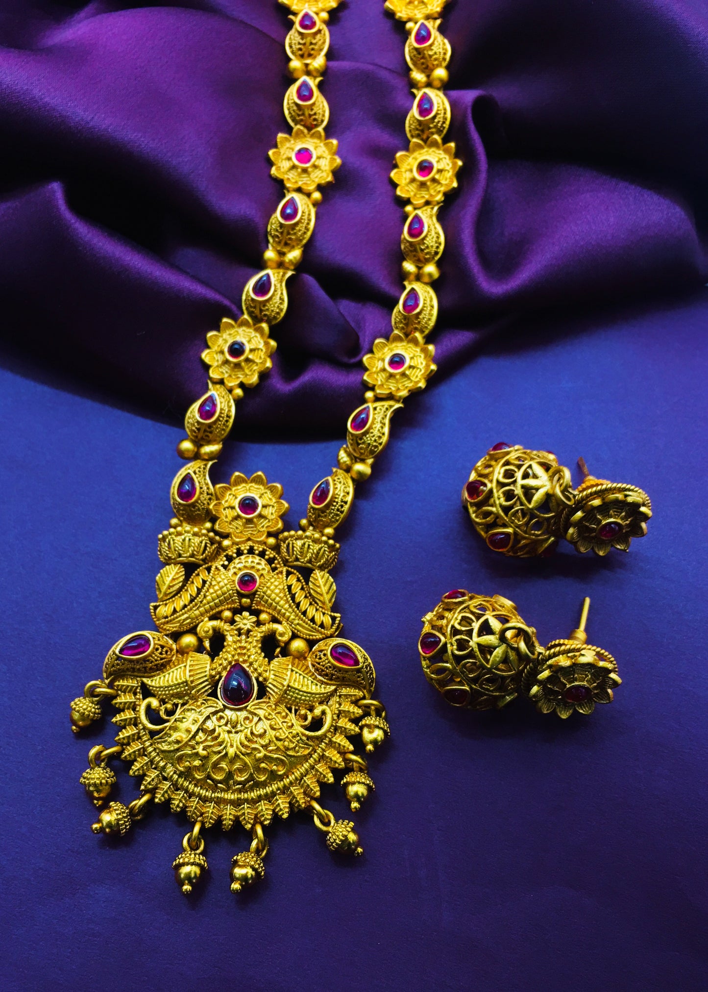 EXQUISITE DESIGNER LONG NECKLACE