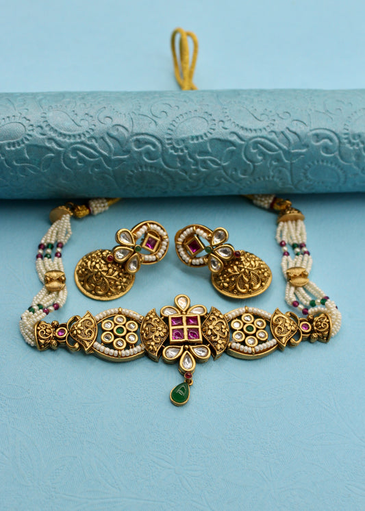 RADIANT FLORET CHOKER NECKLACE