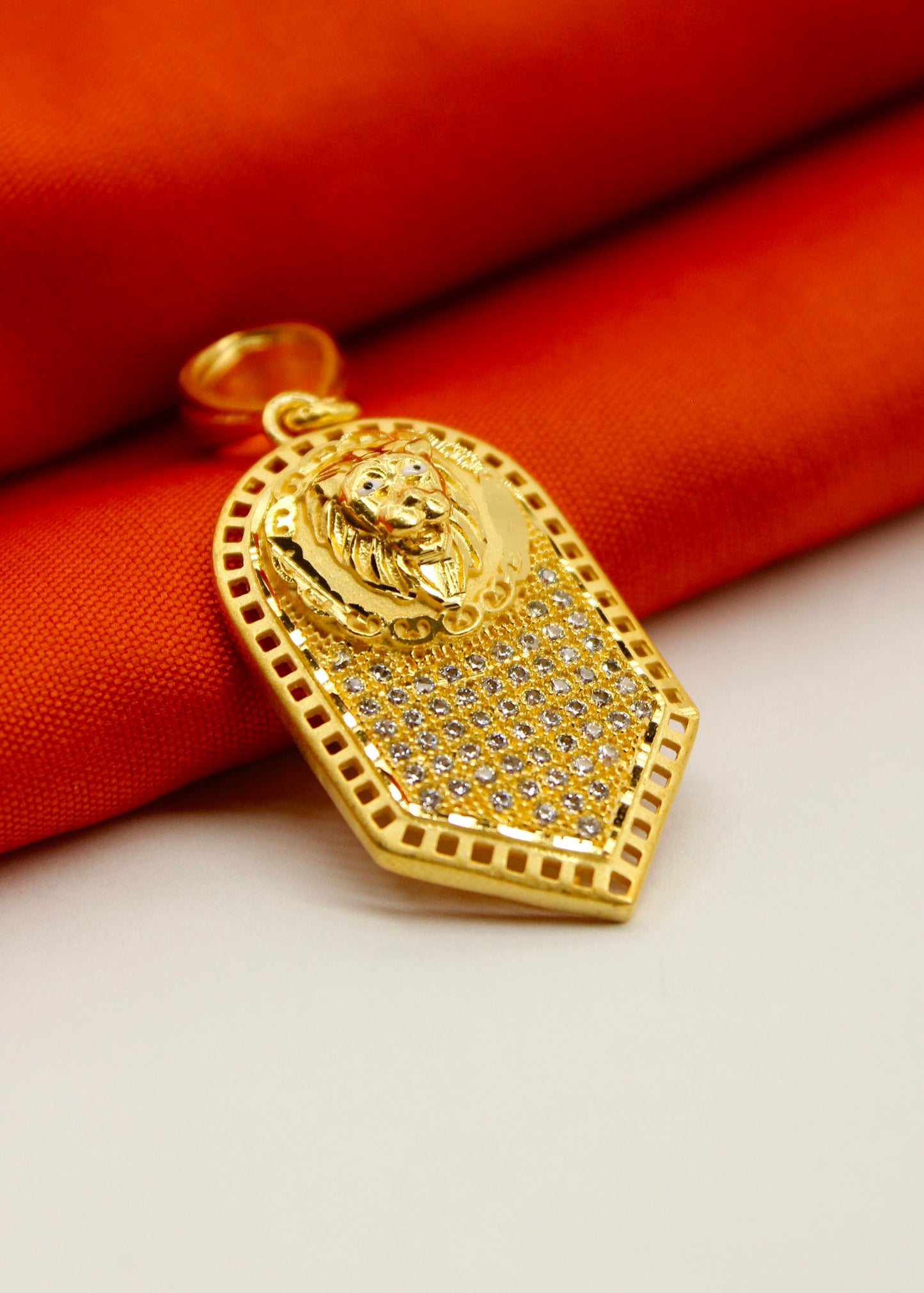 LION DESIGNER STYLISH PENDANT