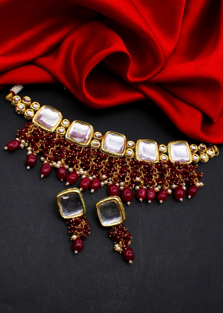 FASHIONABLE KUNDAN CHOKER