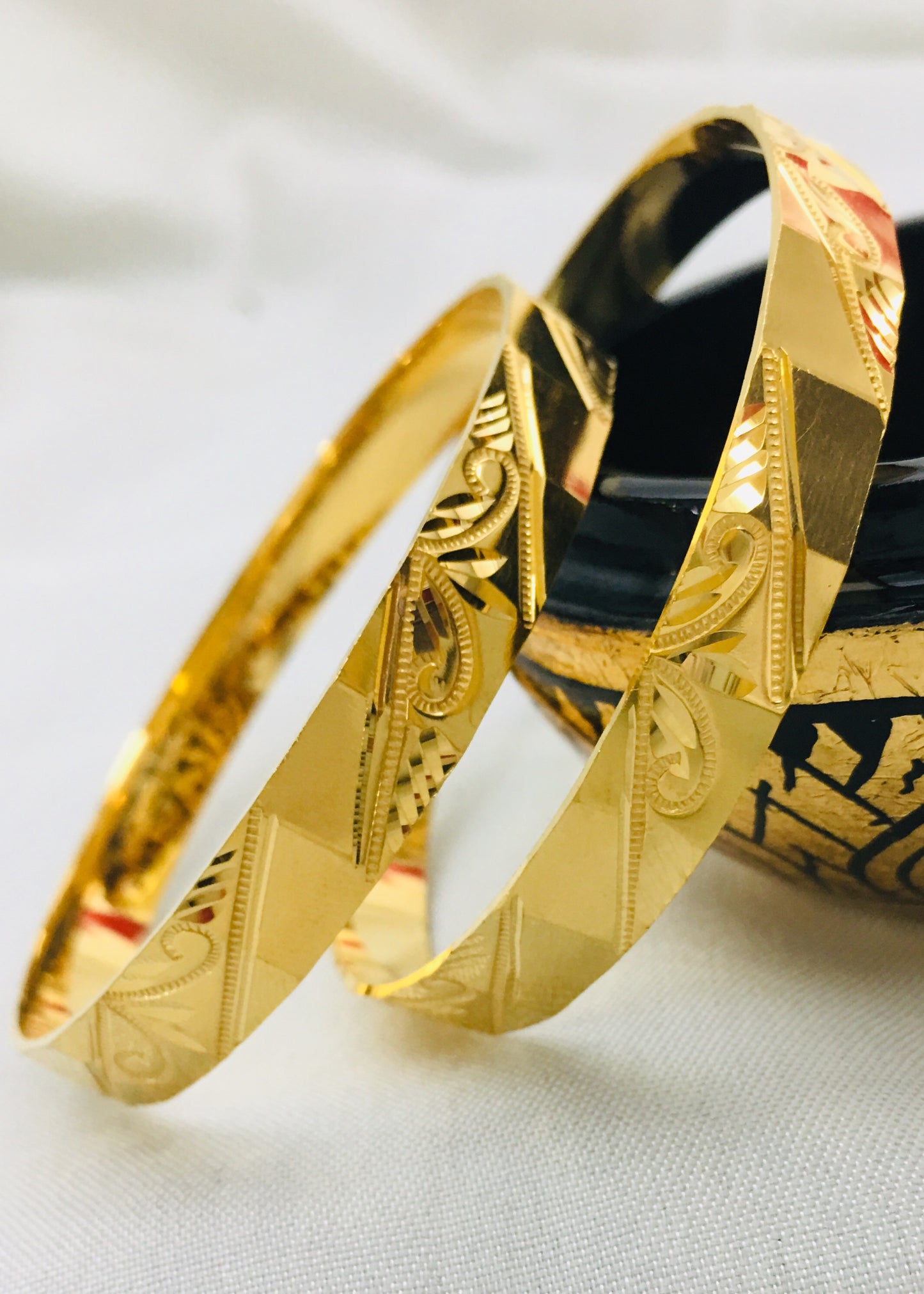 PAILU PATLI BANGALES