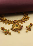 ELEGANT FLORAL AHILYA NECKLACE