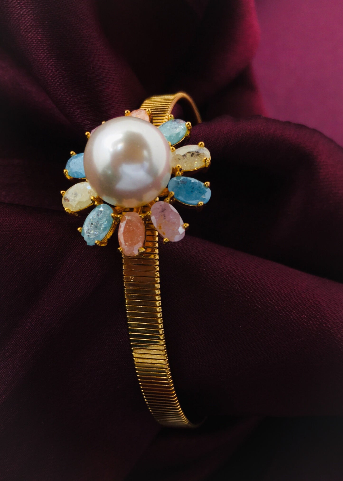 PEARL FLORAL BRECELET