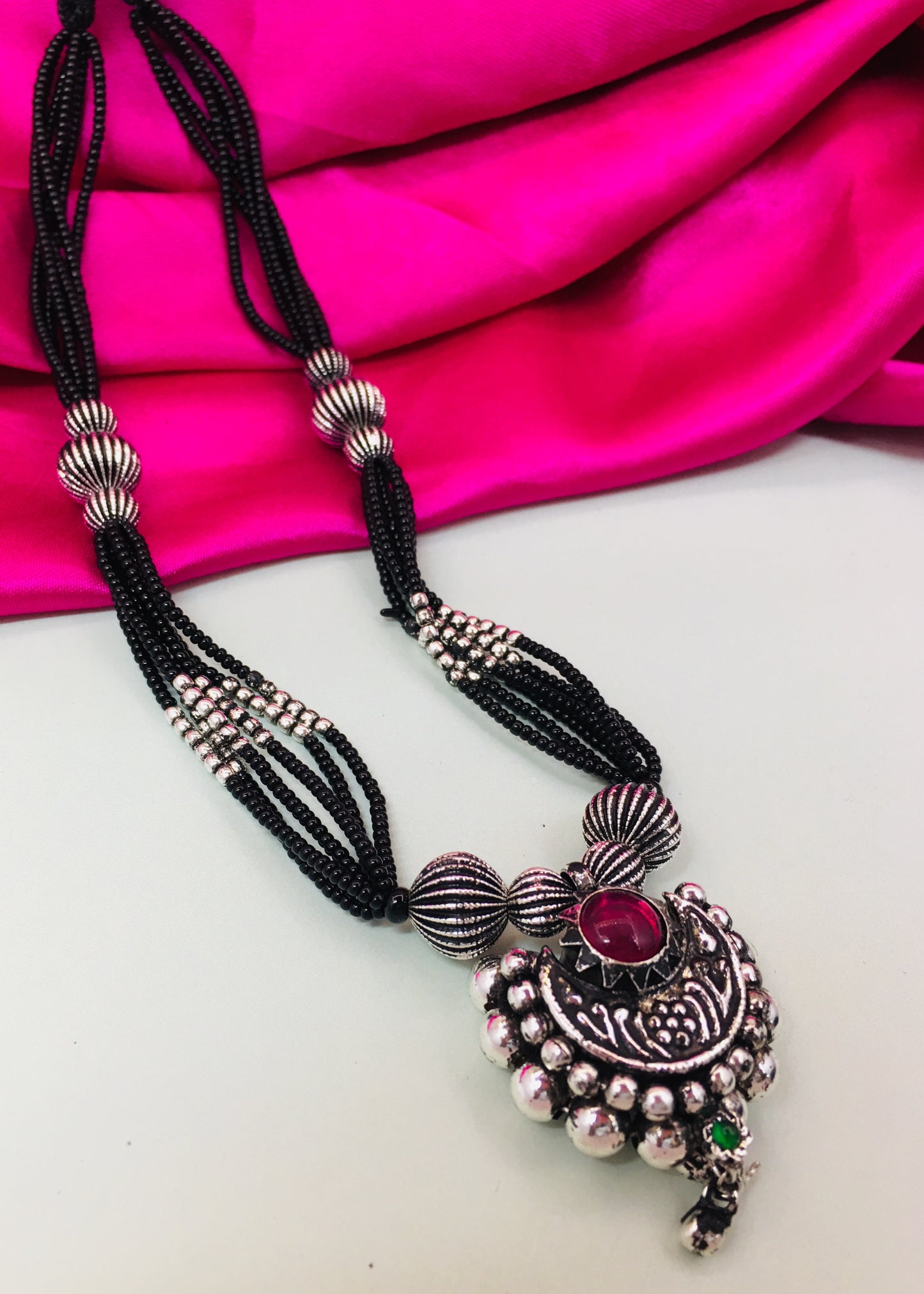 SIMPLE MOON DESIGN MANGALSUTRA