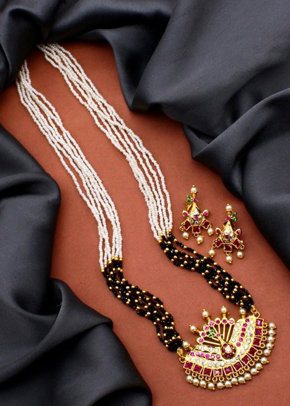 GLAMOROUS PEACOCK NECKLACE