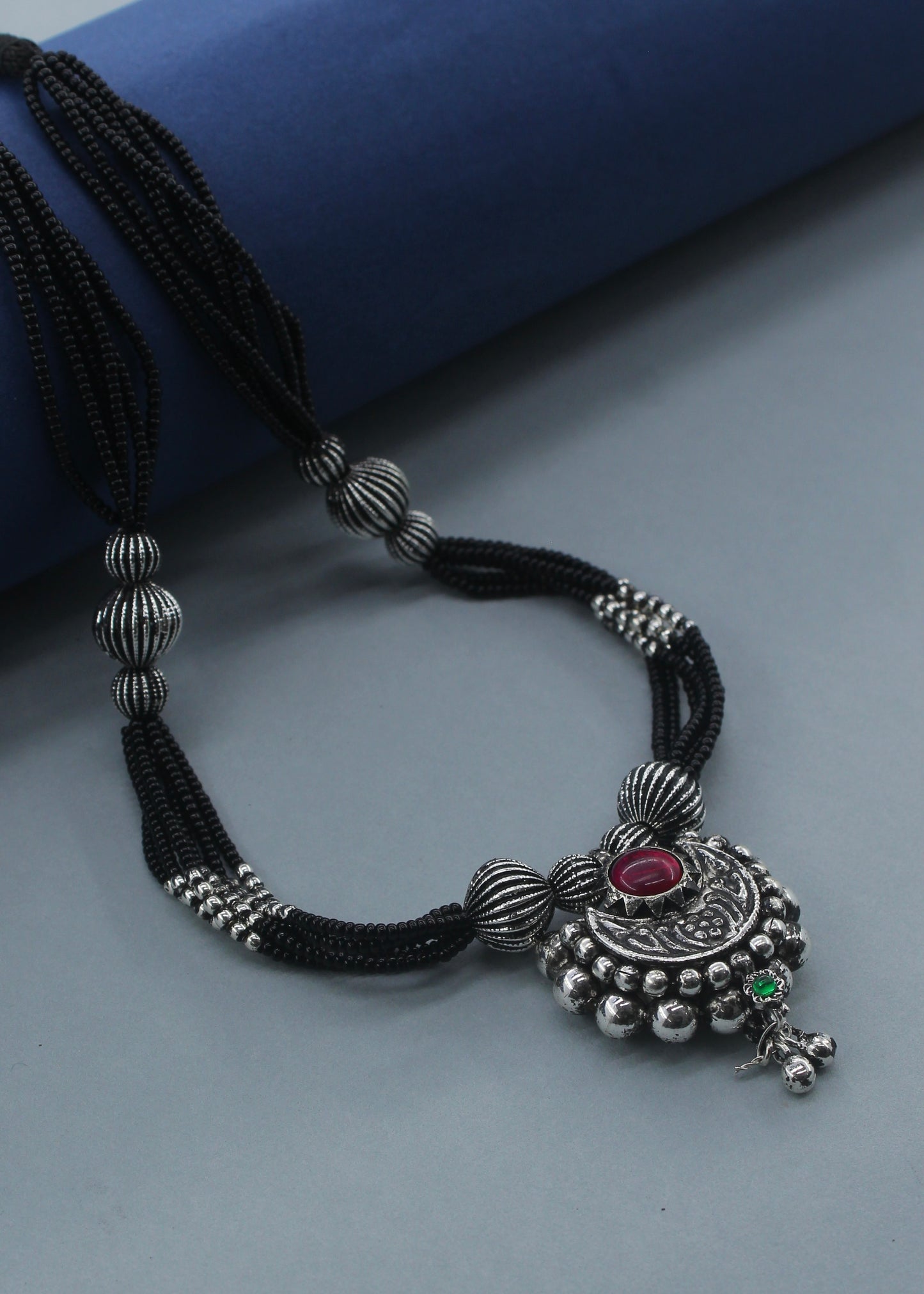 SIMPLE MOON DESIGN MANGALSUTRA