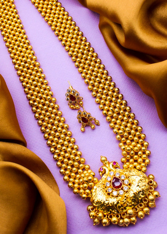 GORGEOUS PEACOCK NECKLACE