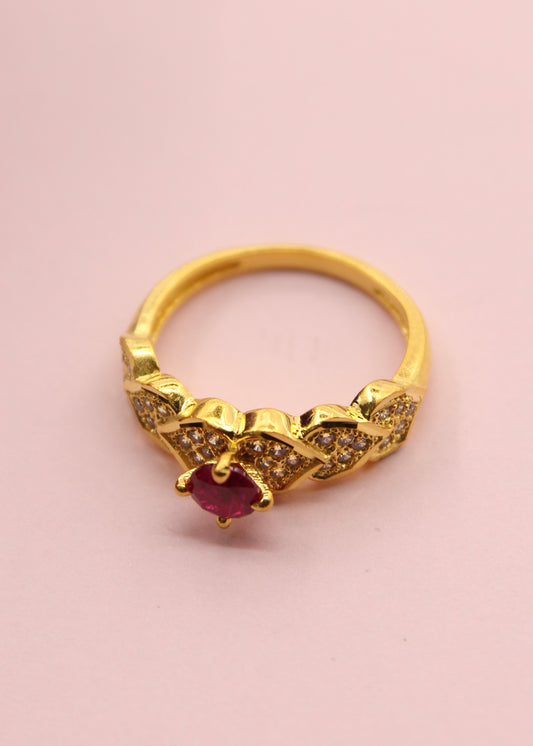 GLAMOUROUS FINGER RING