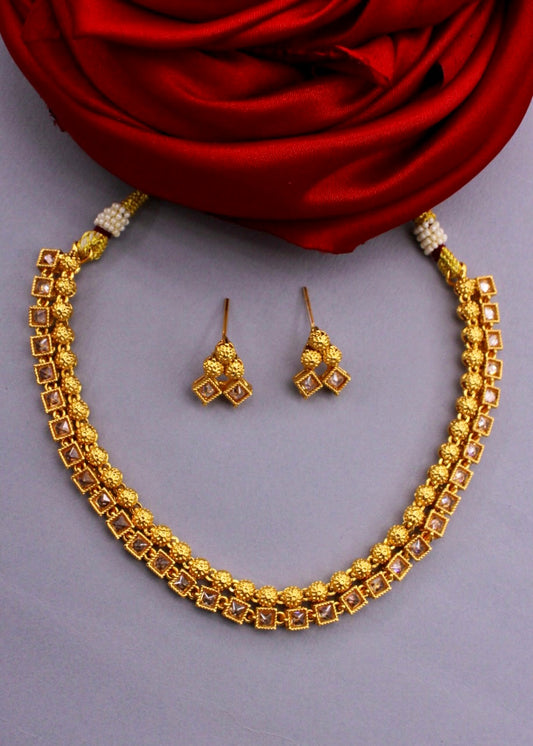 STUNNING ANTIQUE NECKLACE