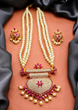 IMPERIAL MOTI NECKLACE