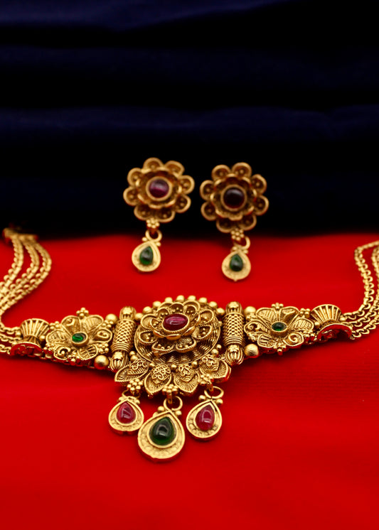 GORGEOUS AHILYA CHOKER