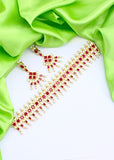 LUMINOUS PEARL NECKLACE