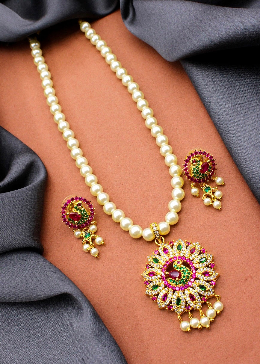 DESIGNER PEACOCK NECKLACE