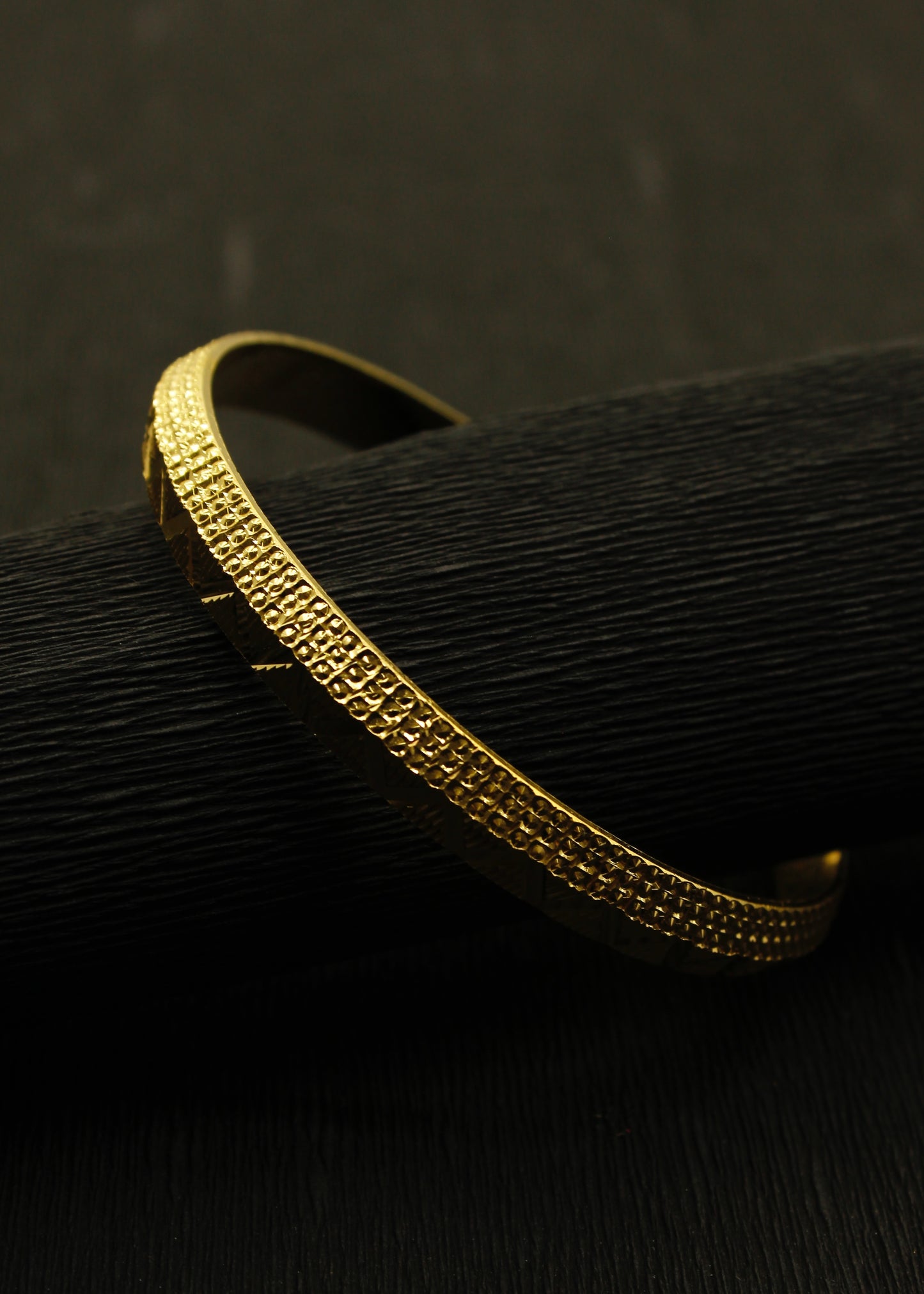 STYLISH GOLDEN MEN'S KADA