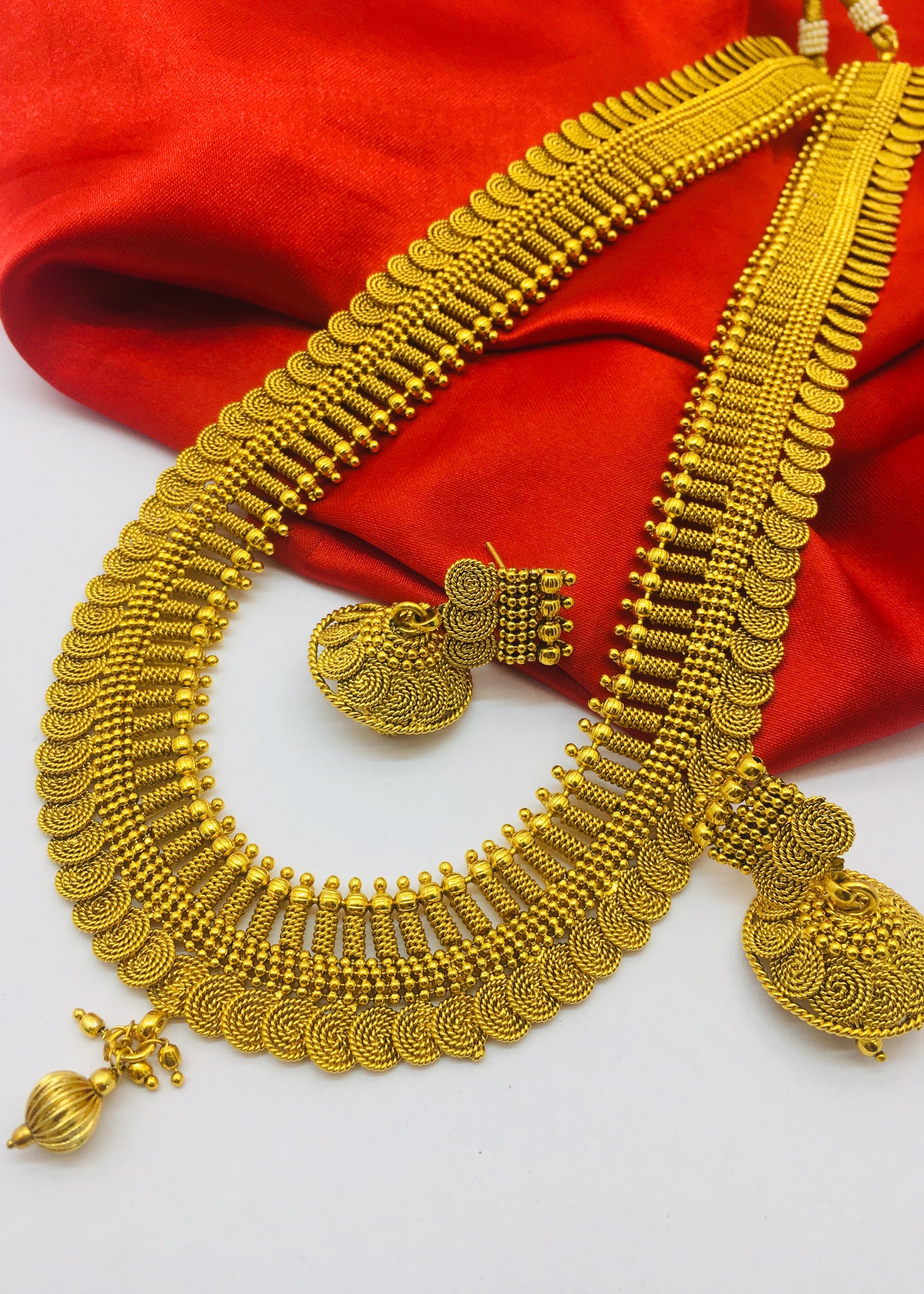 TRADITIONAL DESIGNER NECKLACE