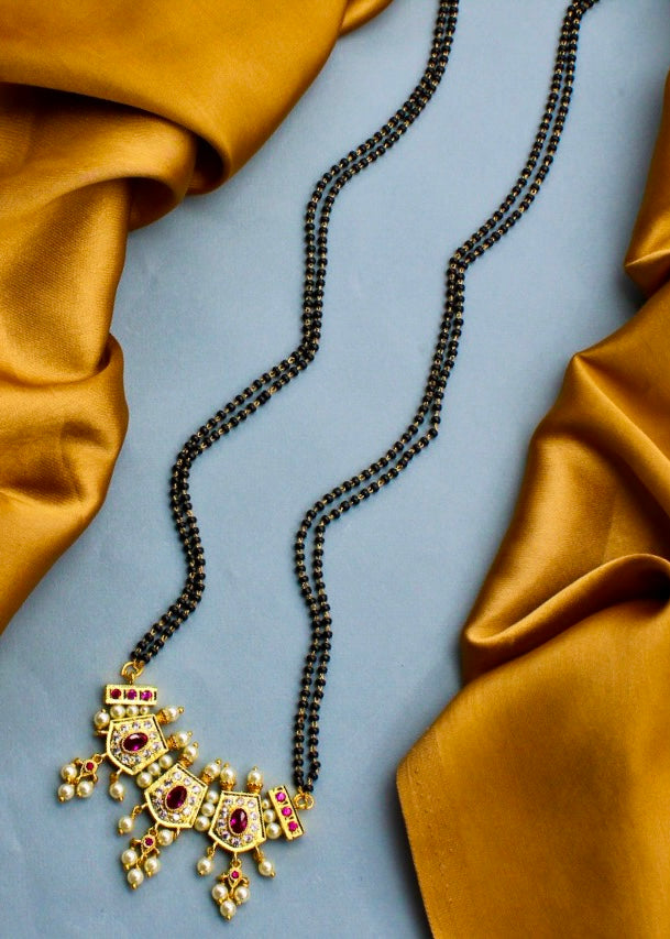 STUNNING PEARL MANGALSUTRA
