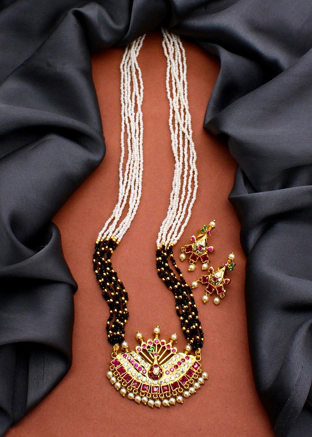 GLAMOROUS PEACOCK NECKLACE