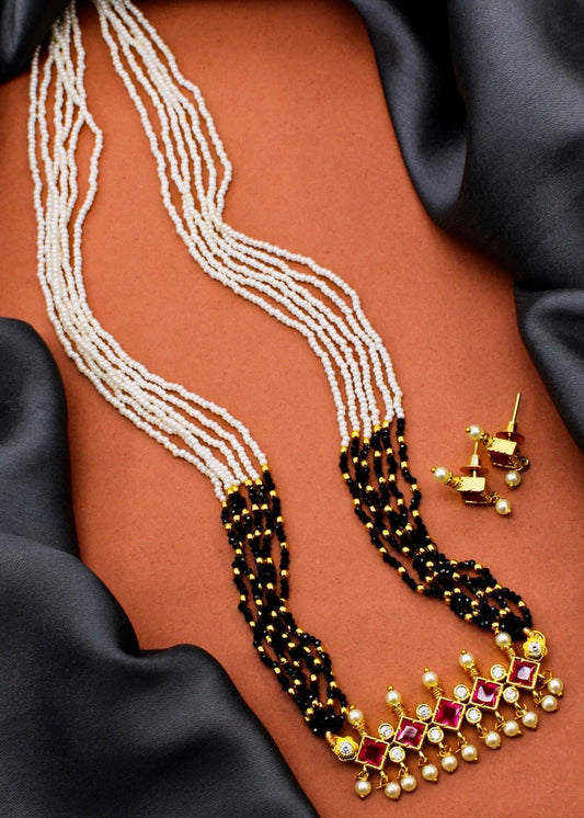 SQUARE DESIGNER NECKLACE