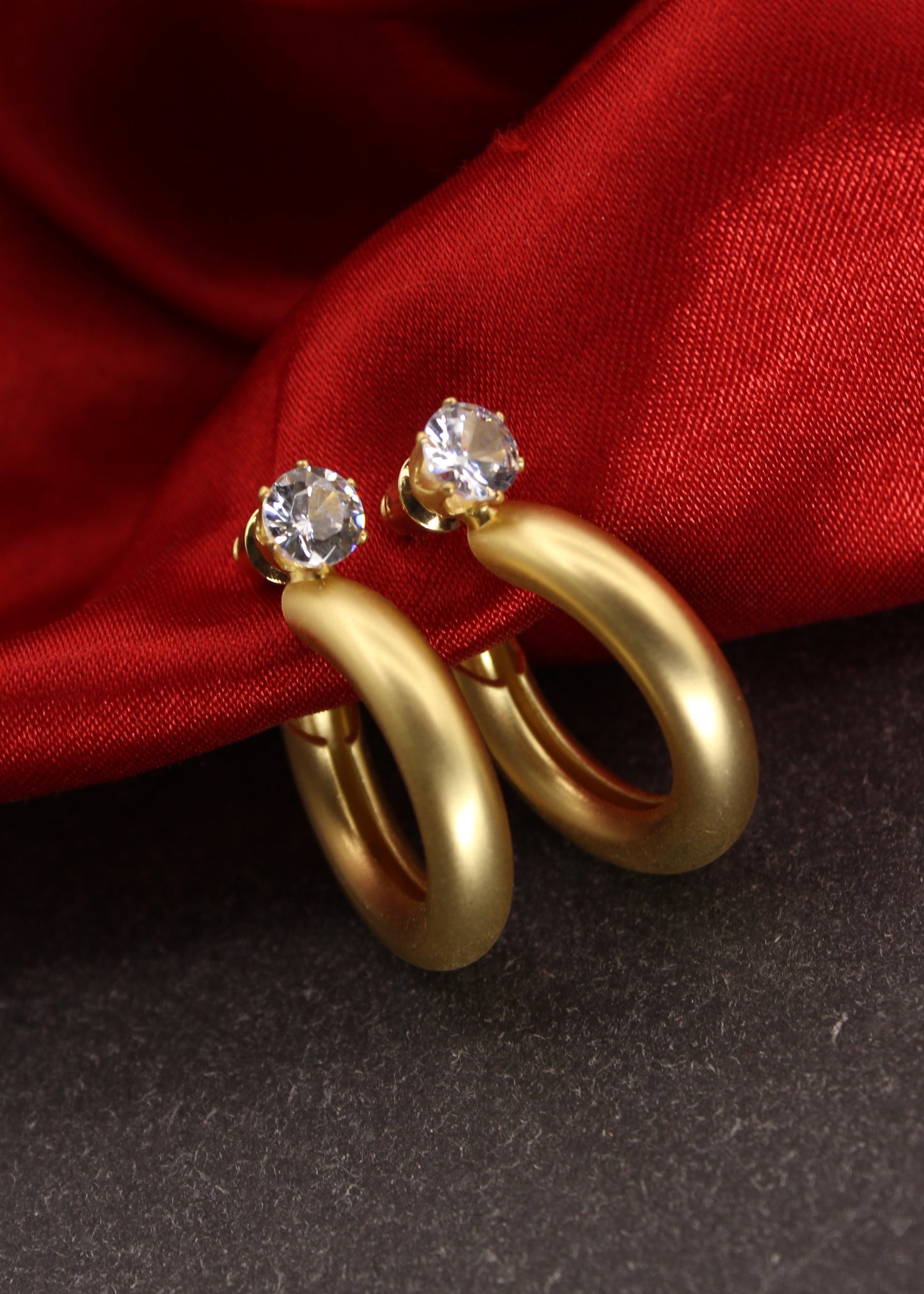 GORGEOUS DIA EARRINGS