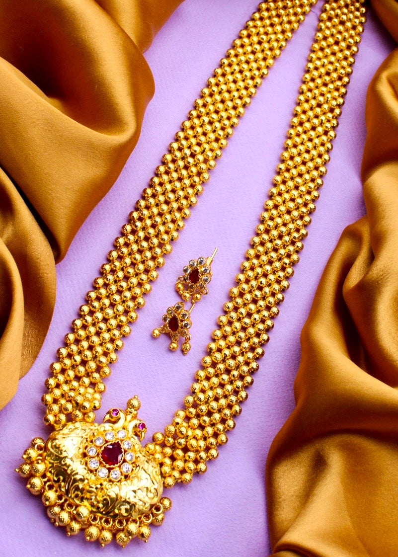 GORGEOUS PEACOCK NECKLACE