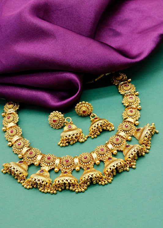 ENTHRALL TRADITIONAL NECKLACE
