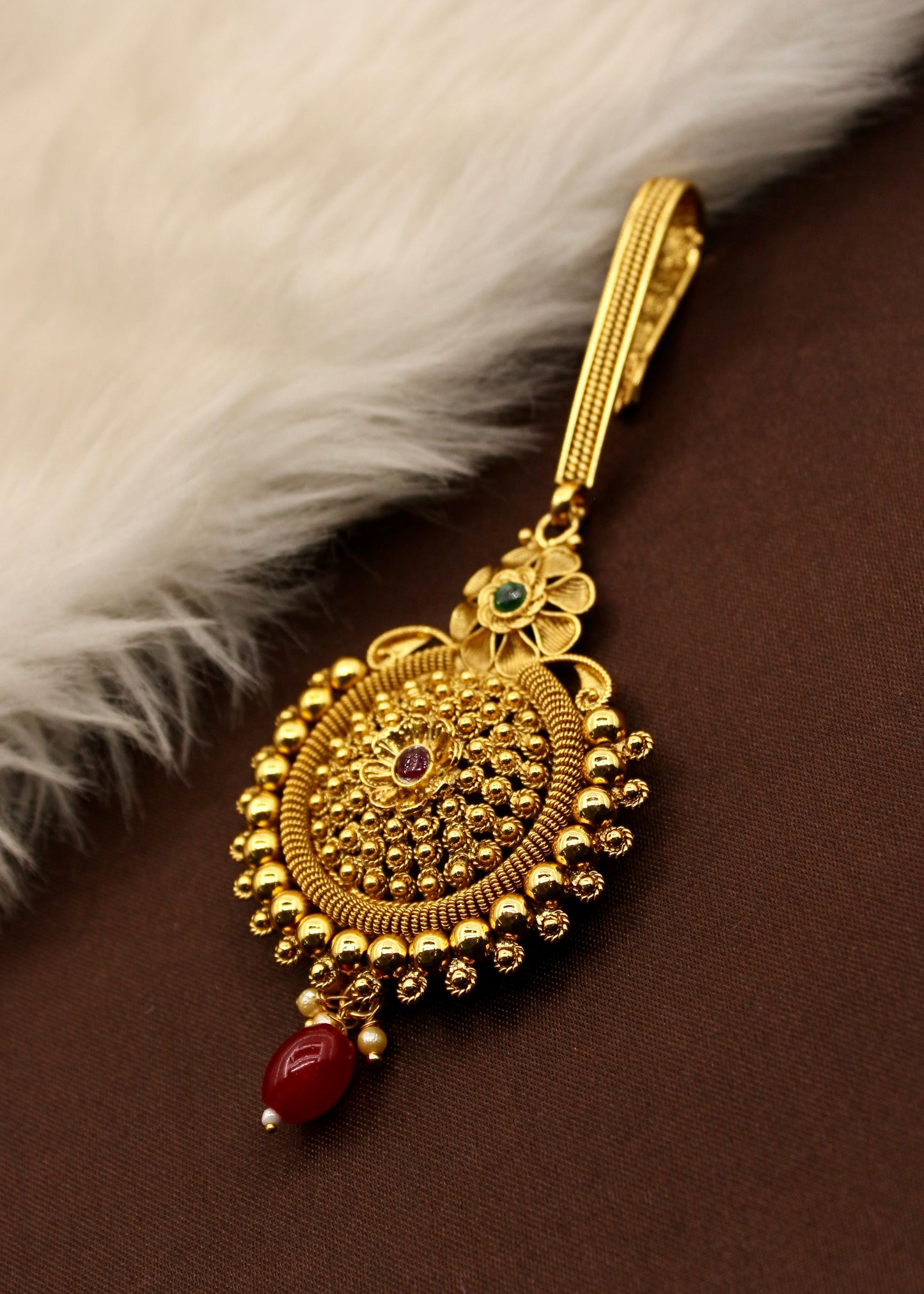 GOLDEN BEADED FLORAL CHALLA