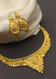 DELICATE GOLD PLATED NECKLACE