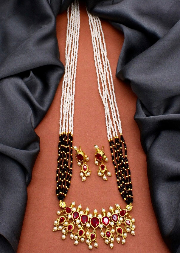 MULTI COLOUR TANMANI NECKLACE