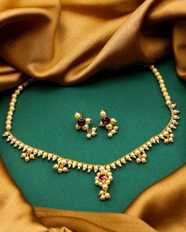 BEAUTIFUL PEARL BEADS NECKLACE