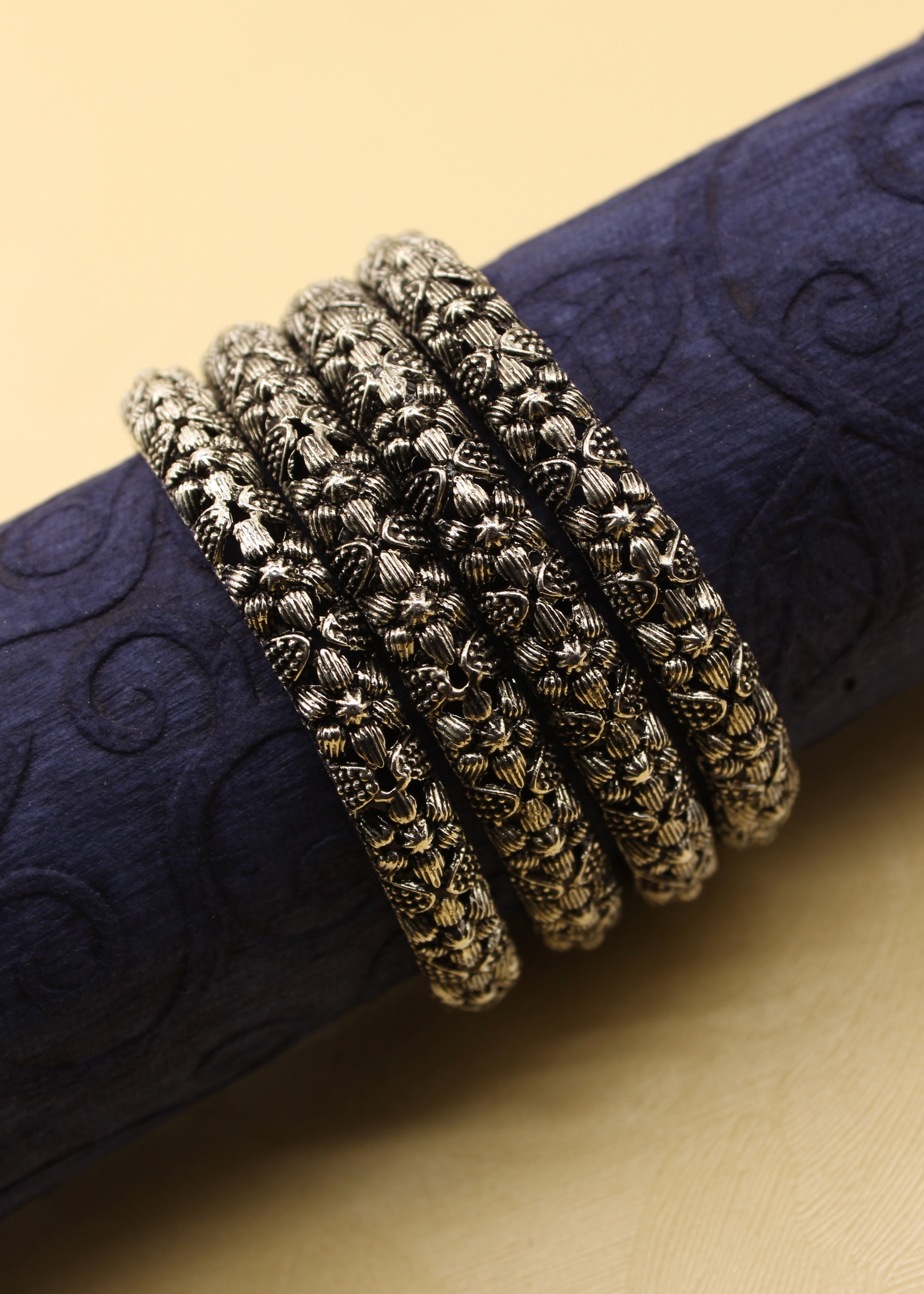 Saba Bangle EXCLUSIVE DESIGNER BANGLES – Sonchafa
