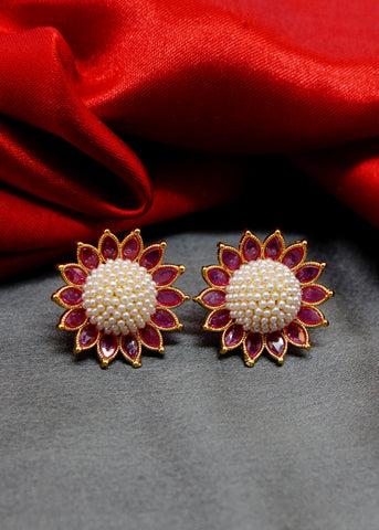 FLORAL PEARL BEADS STUDS